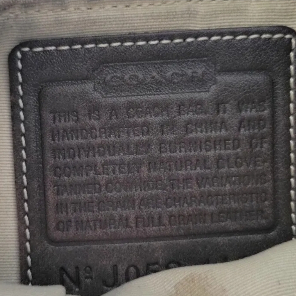 Coach Tan Leather Crossbody Bag with Dark Brown Strap - Picture 3 of 7